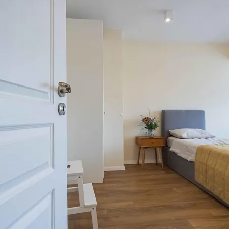 Apartment Deluxe *